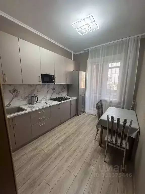 2-к кв. Татарстан, Казань ул. Зинина, 3 (68.5 м) - Фото 1