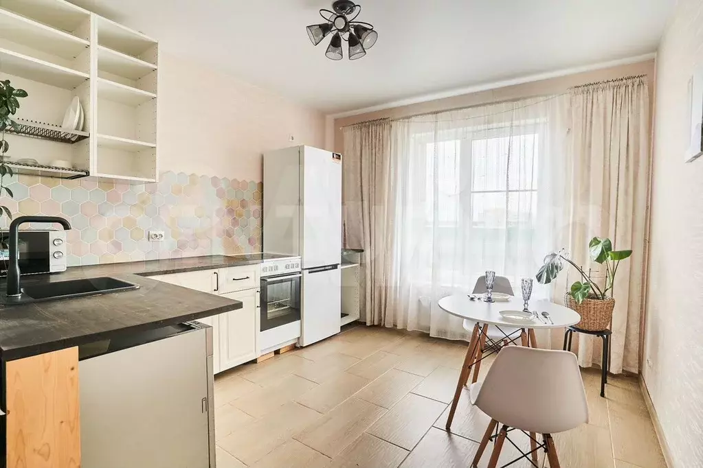 2-к. квартира, 55,1 м, 2/10 эт. - Фото 1