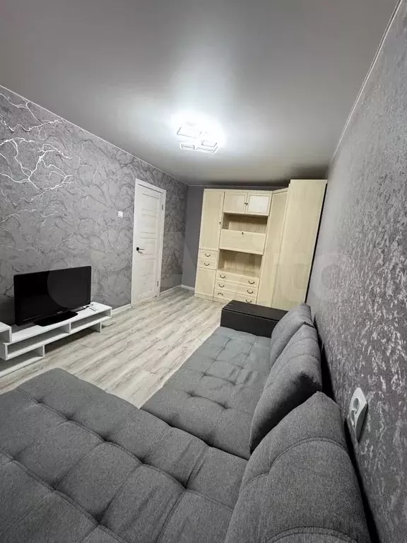 1-к. квартира, 30 м, 4/9 эт. - Фото 0