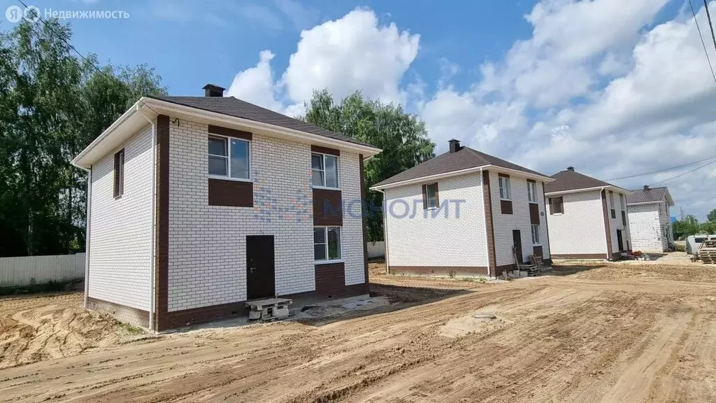 Дом в Бор, посёлок Октябрьский, Сиреневая улица, 45 (120 м) - Фото 0