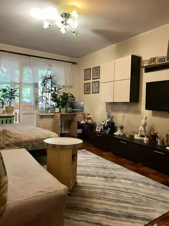 2-к. квартира, 52 м, 1/9 эт. - Фото 1