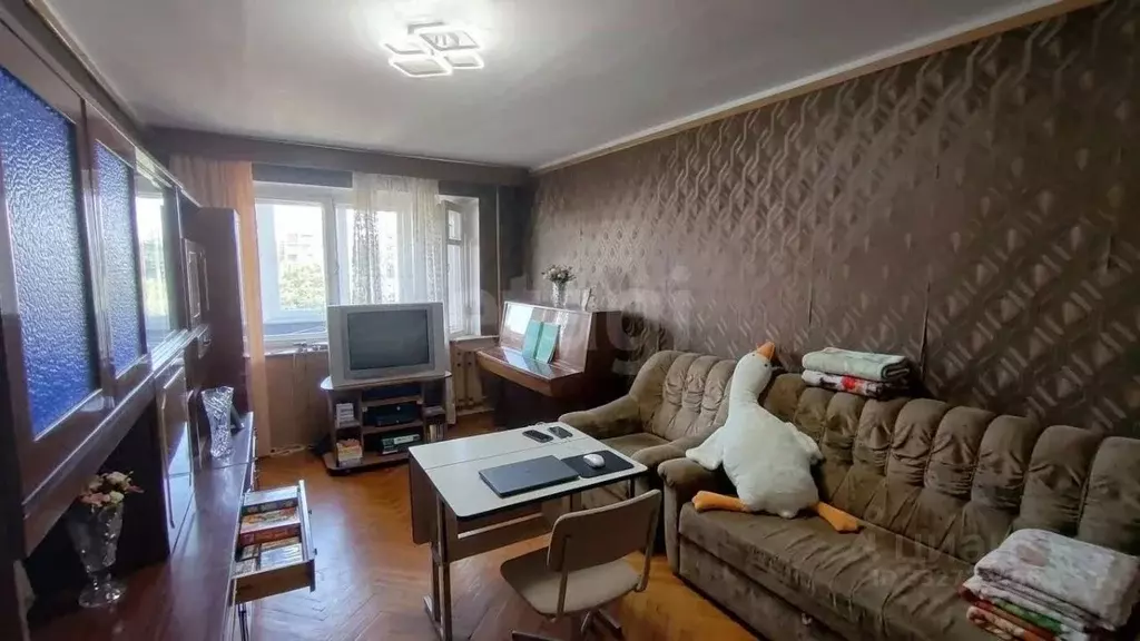 3-к кв. Крым, Симферополь просп. Кирова (57.0 м) - Фото 1