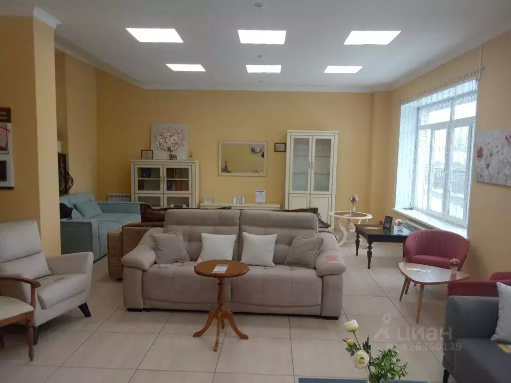 Торговая площадь в Белгородская область, Старый Оскол Северный мкр, 8 ... - Фото 1