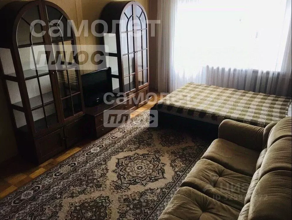 2-к кв. Тюменская область, Тюмень ул. Республики, 196 (44.2 м) - Фото 1