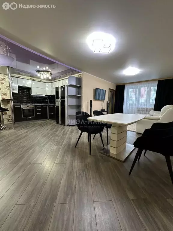 3-комнатная квартира: Брянск, улица Романа Брянского, 6 (85 м) - Фото 1