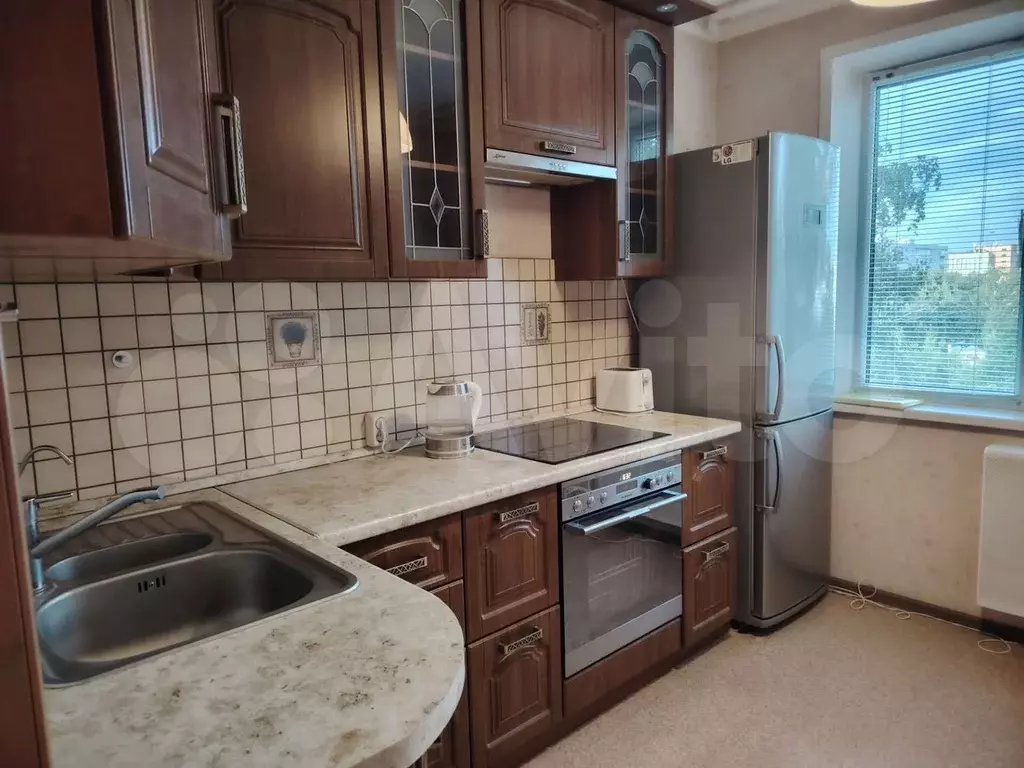 2-к. квартира, 50 м, 6/9 эт. - Фото 0
