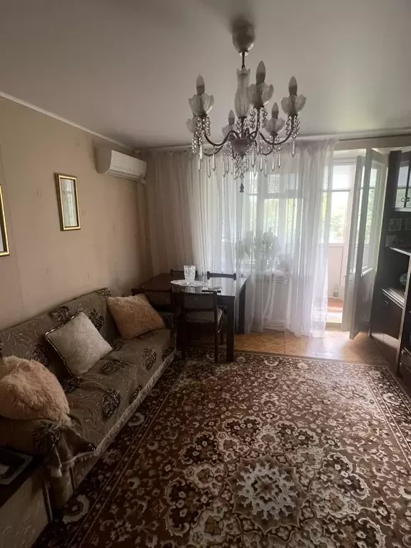 3-к кв. Саратовская область, Саратов Барнаульская ул., 9 (62.0 м) - Фото 1