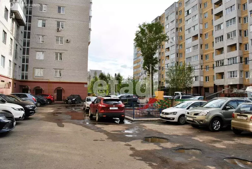 2-комнатная квартира: Тверь, улица Зинаиды Коноплянниковой, 85 (70 м) - Фото 2