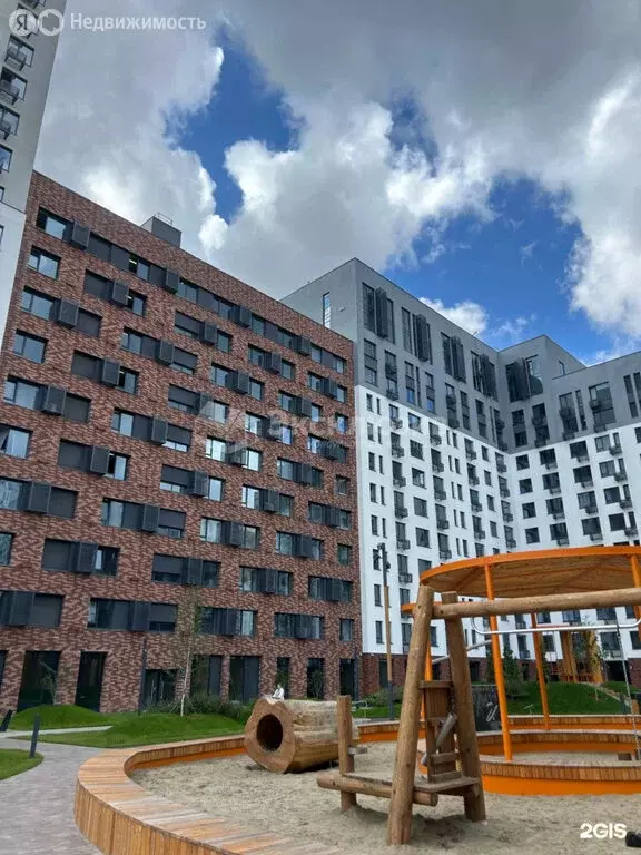 2-комнатная квартира: Тюмень, Харьковская улица, 72Б (64.7 м) - Фото 0