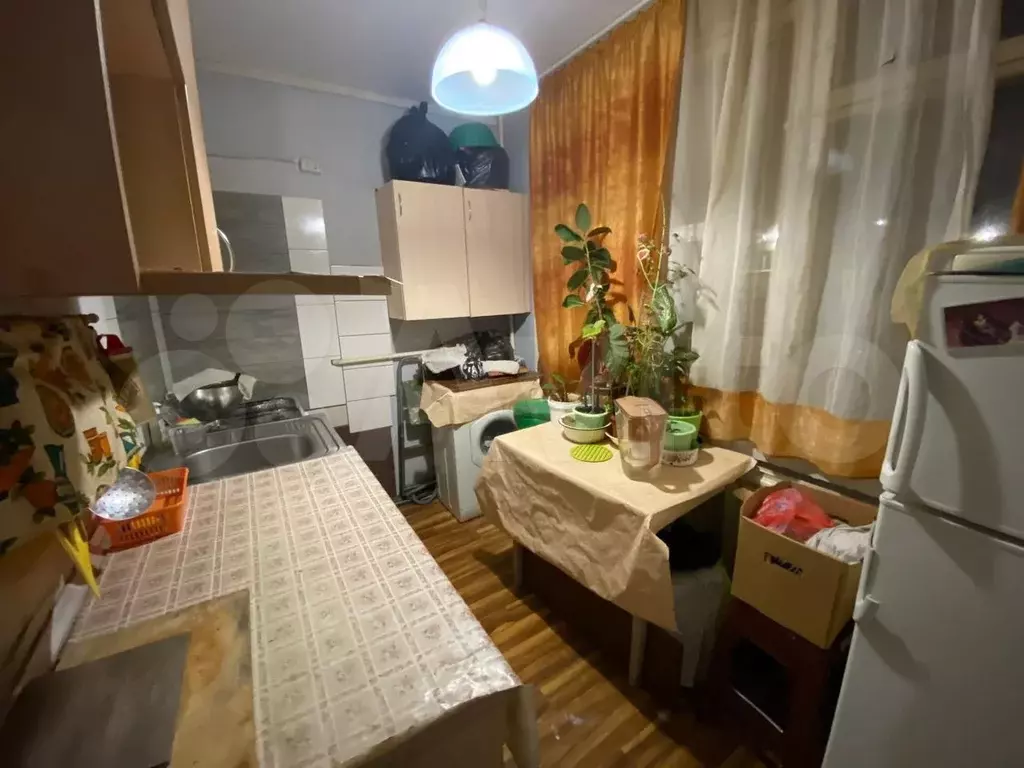 Комната 16 м в 3-к., 1/5 эт. - Фото 0