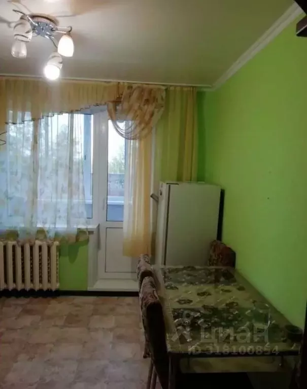 2-к кв. Иркутская область, Усть-Илимск ул. Ленина, 5В (56.0 м) - Фото 0
