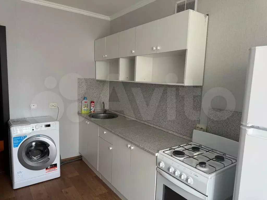 1-к. квартира, 36 м, 4/10 эт. - Фото 0