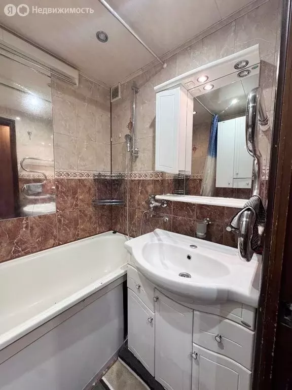 2-комнатная квартира: Новый Уренгой, район Северная Жилая Часть, ... - Фото 1