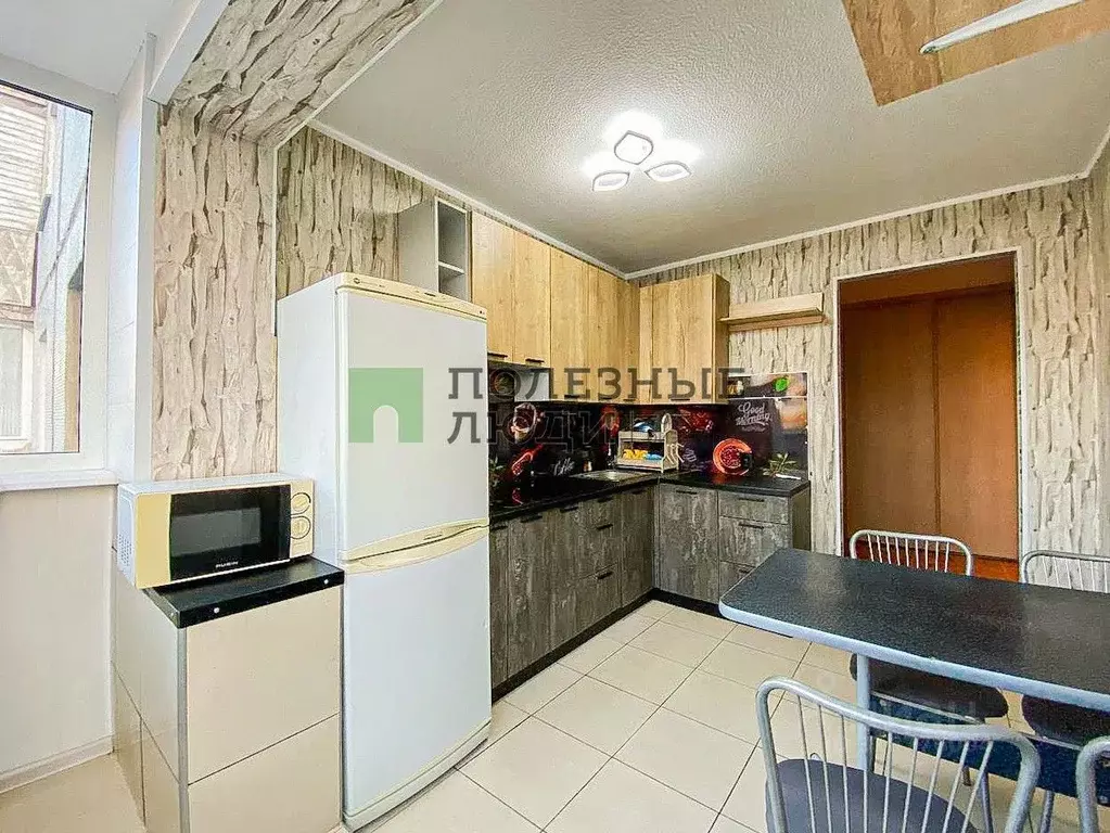 3-к кв. Самарская область, Самара просп. Карла Маркса, 8 (66.0 м) - Фото 1