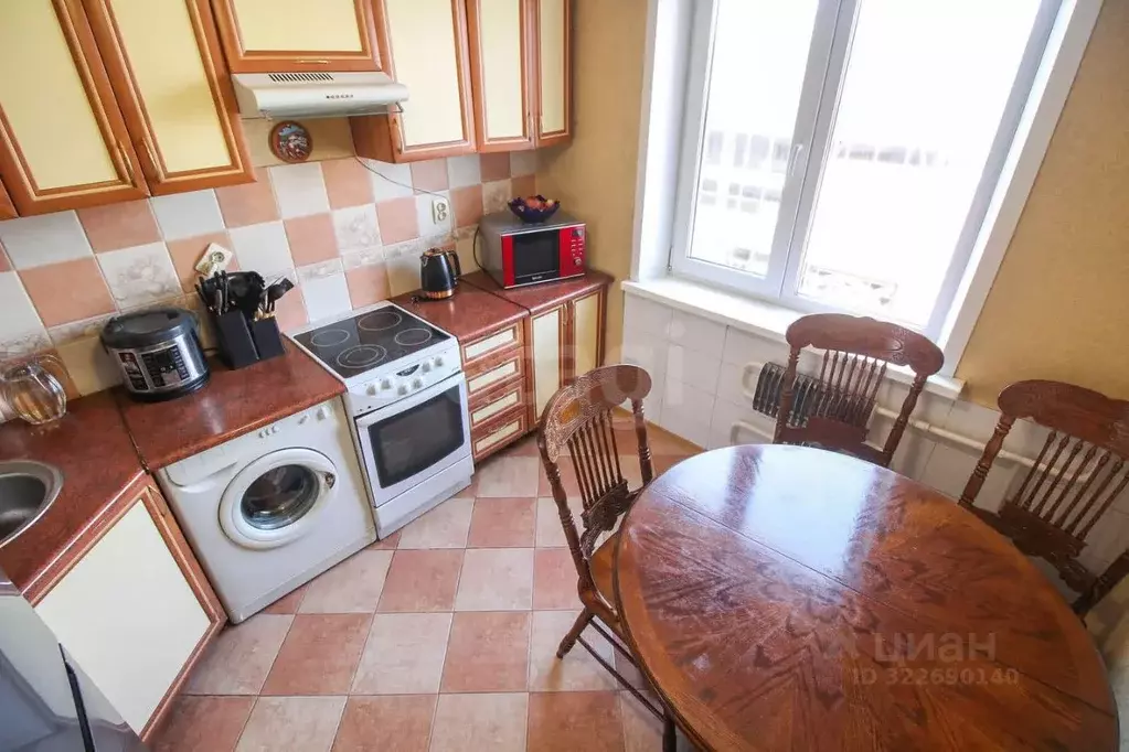 4-к кв. Алтайский край, Барнаул Лазурная ул., 22 (85.4 м) - Фото 1