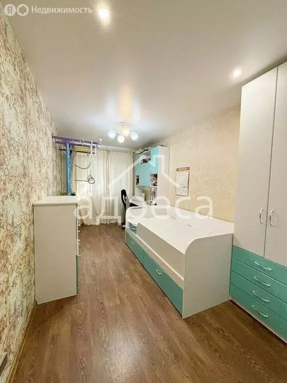 3-комнатная квартира: Самара, улица Дыбенко, 8 (59 м) - Фото 2