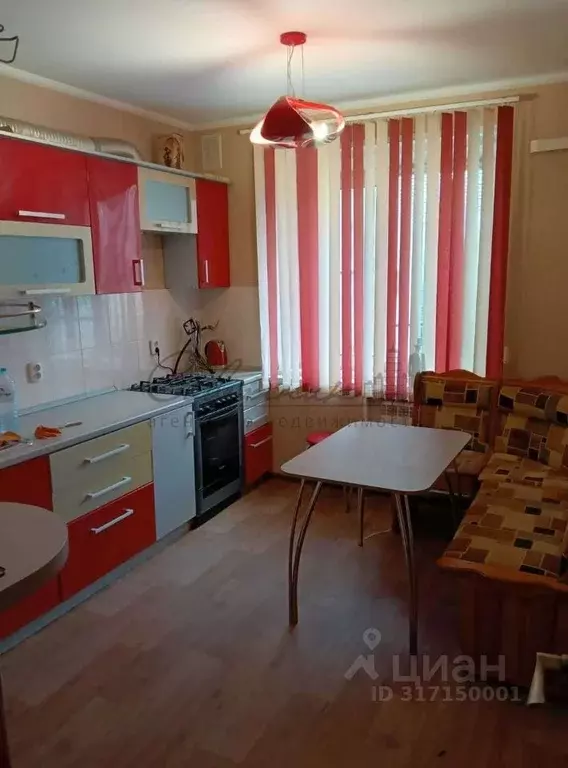 3-к кв. Белгородская область, Старый Оскол Южный мкр, 2к1 (65.0 м) - Фото 1