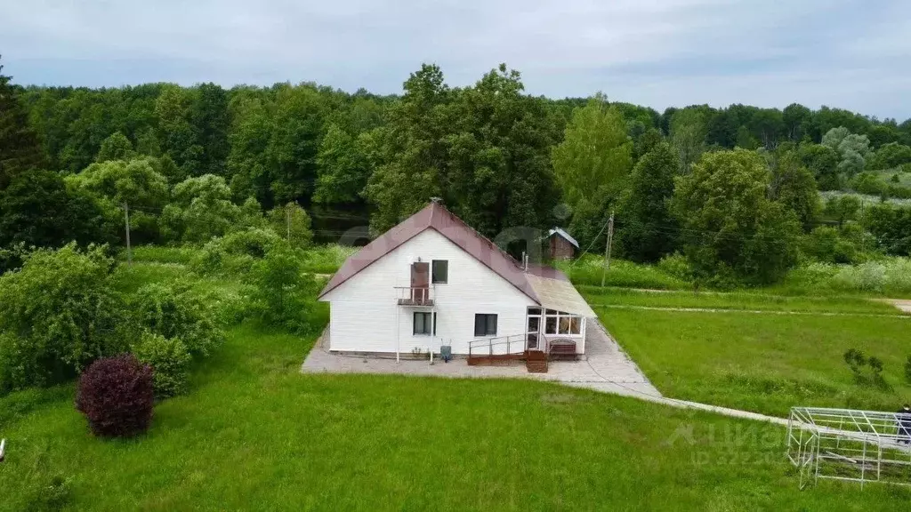 Дом в Калужская область, Барятинский муниципальный округ, Сильковичи ... - Фото 1