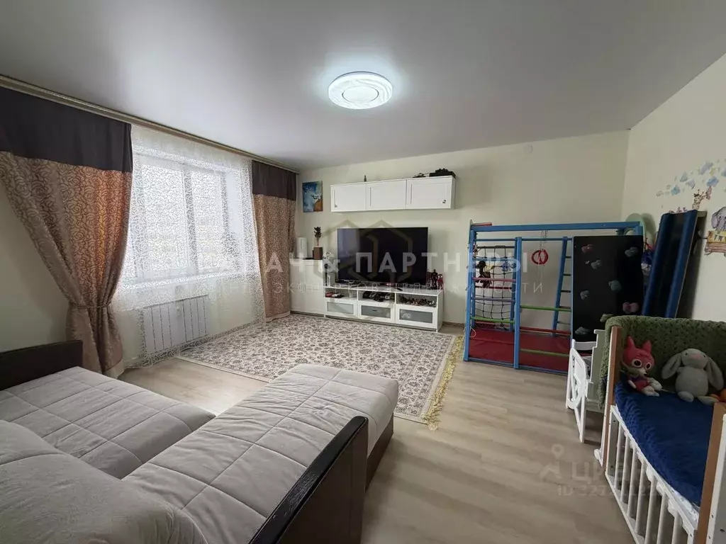 1-к кв. Свердловская область, Полевской Зеленый Бор-2 мкр, 23 (42.3 м) - Фото 2