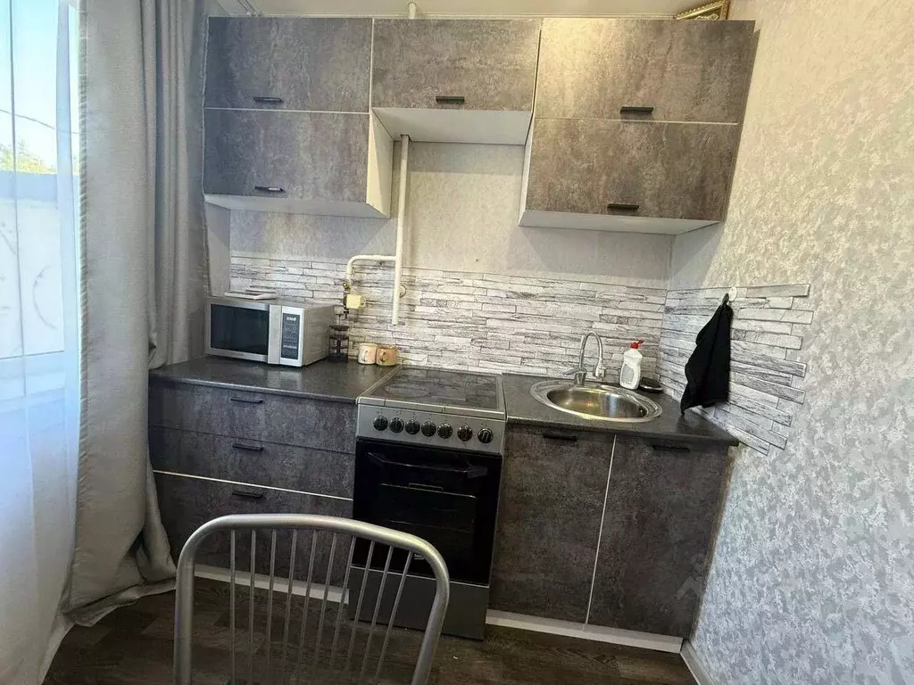 2-к кв. Хакасия, Усть-Абакан рп ул. Спортивная, 8 (44.0 м) - Фото 1