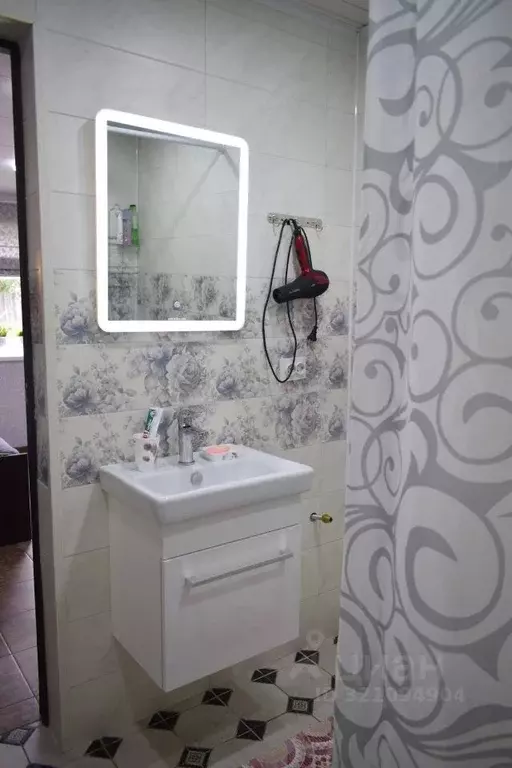 1-к кв. Карелия, Сортавальский муниципальный округ, с. Хелюля ул. ... - Фото 2