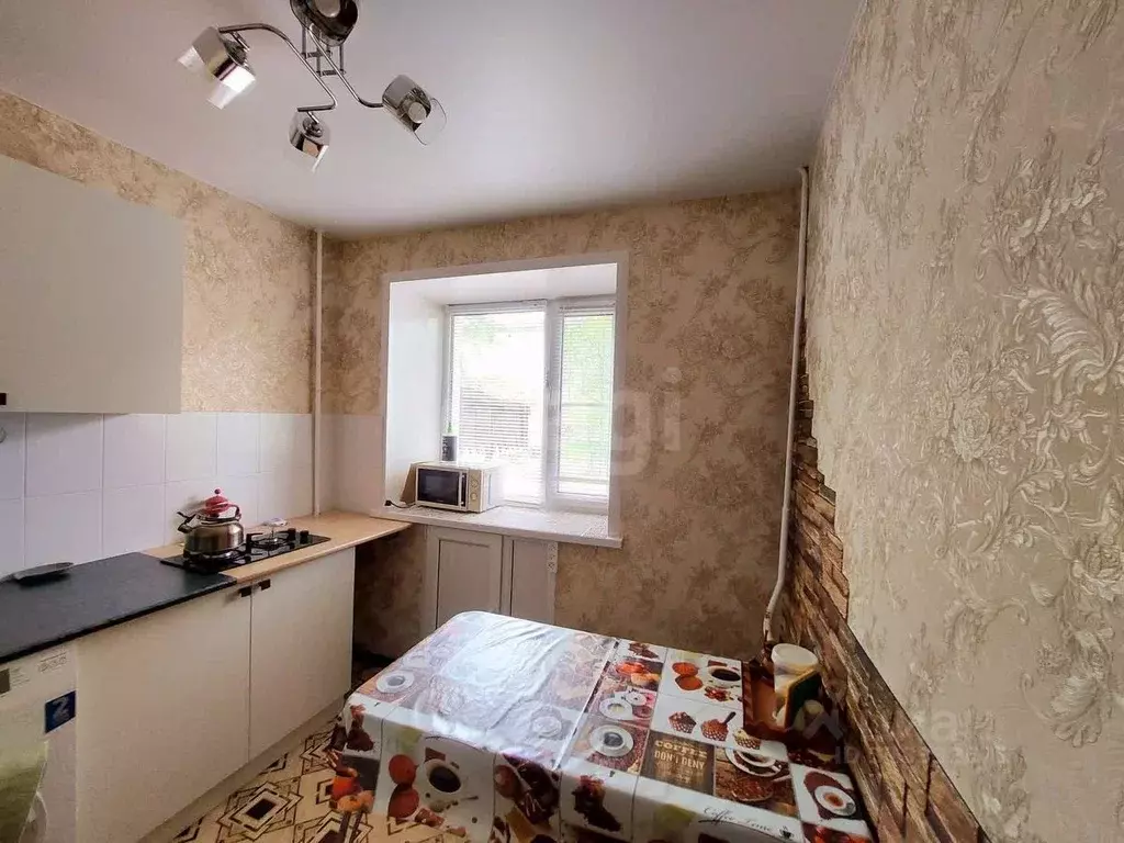 1-к кв. Коми, Сыктывкар ул. Космонавтов, 10 (29.7 м) - Фото 0