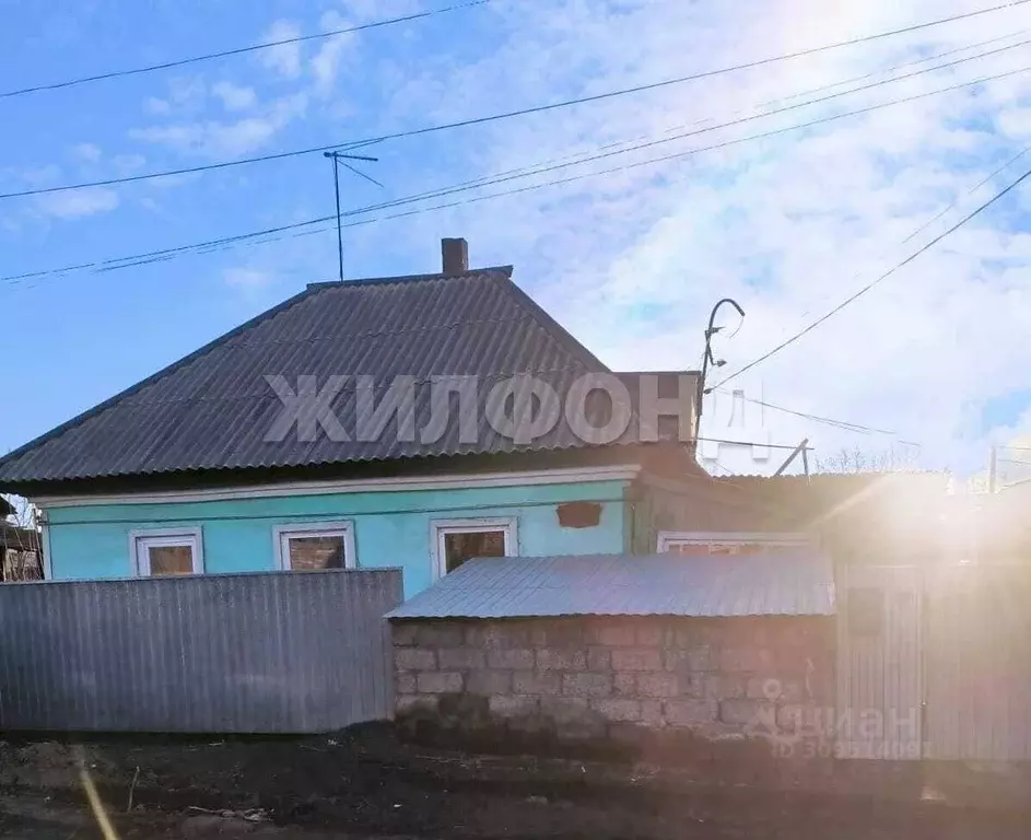 Дом в Кемеровская область, Белово ул. Энтузиастов (34 м) - Фото 1