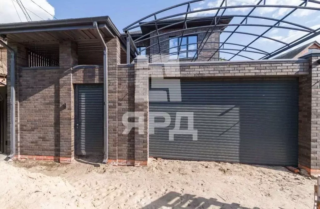 Дом в Ростовская область, Ростов-на-Дону ул. Нефедова, 47 (270 м) - Фото 1