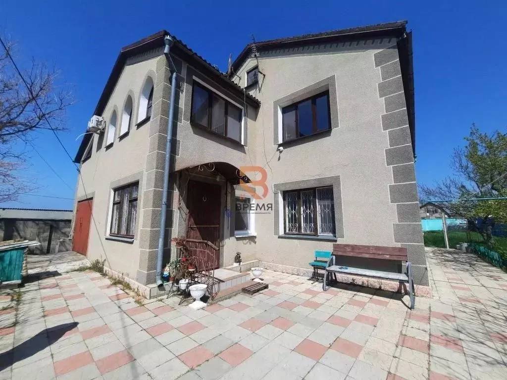 Дом в Севастополь с. Орловка, ул. Приморская (238 м) - Фото 0