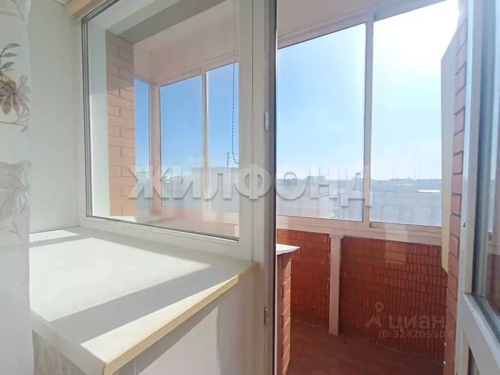 1-к кв. Новосибирская область, Новосибирск ул. Тюленина, 5 (49.2 м) - Фото 1