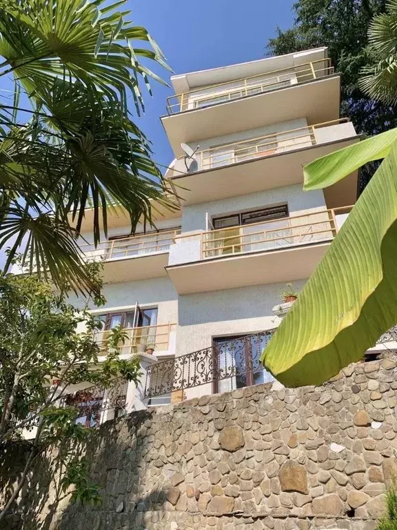 Дом в Краснодарский край, Сочи Сухумское ш., 32/4 (350 м) - Фото 2