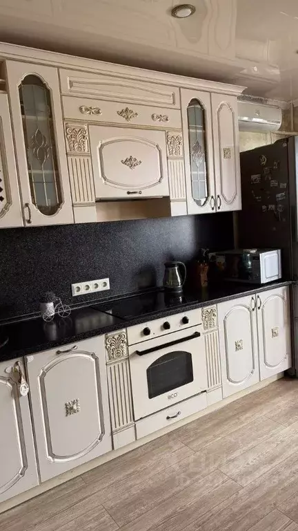 2-к кв. Волгоградская область, Волгоград ул. Хользунова, 36/1 (75.0 м) - Фото 1