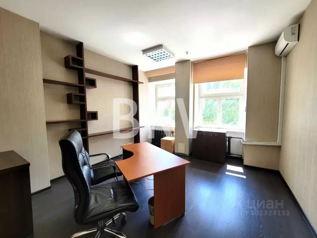 Офис в Москва Средний Овчинниковский пер., 12 (285 м) - Фото 0