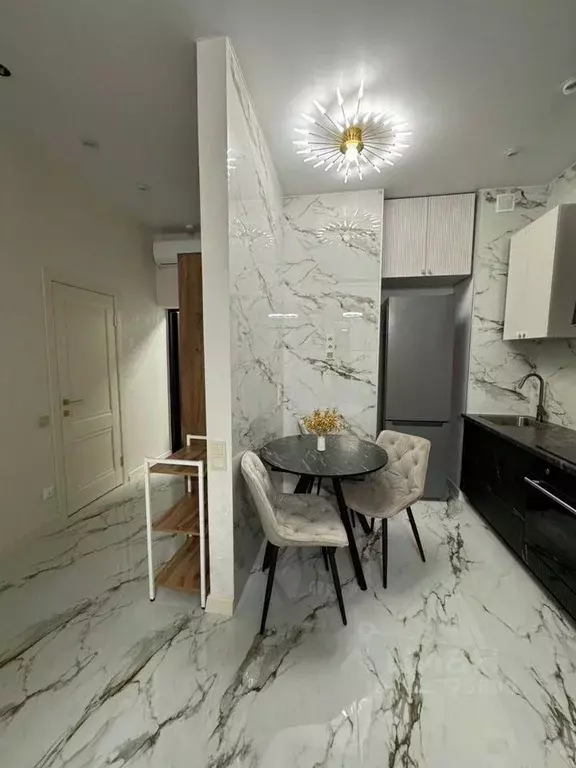 2-к кв. Крым, Симферополь просп. Александра Суворова, 97 (47.0 м) - Фото 1