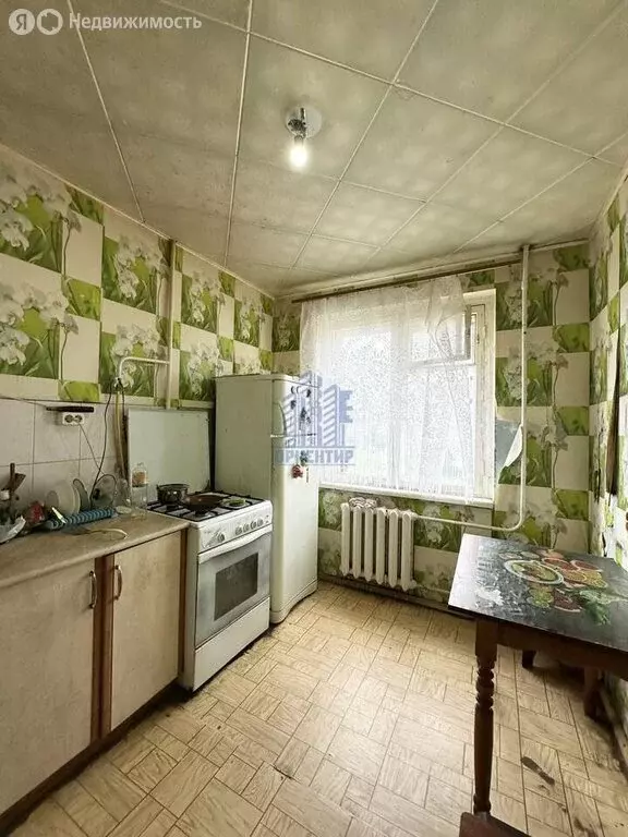 3-комнатная квартира: Чебоксары, улица Мичмана Павлова, 34 (70.2 м) - Фото 0