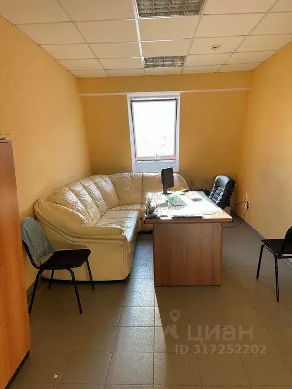 Офис в Тульская область, Тула ул. Демонстрации, 28А (18 м) - Фото 0