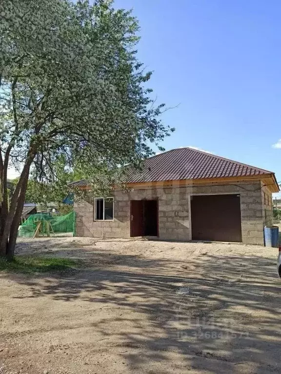 Дом в Амурская область, Благовещенск Театральная ул., 242/9 (96 м) - Фото 1