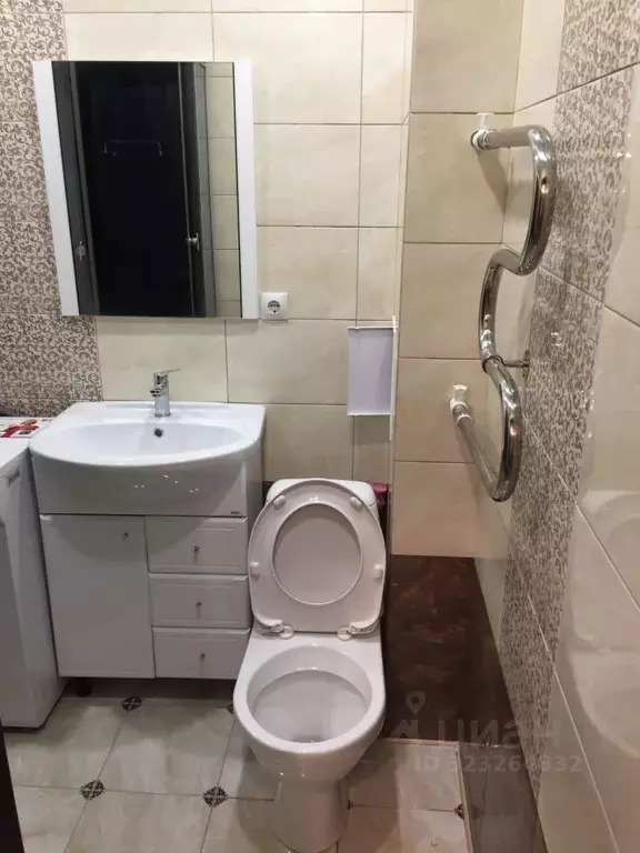 1-к кв. Самарская область, Сызрань Хвалынская ул., 91 (33.0 м) - Фото 1