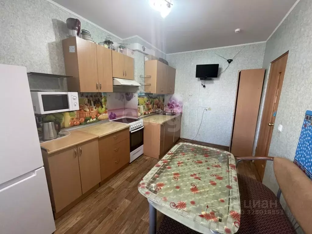 2-к кв. Тюменская область, Тюмень ул. Арктическая, 7 (52.0 м) - Фото 1