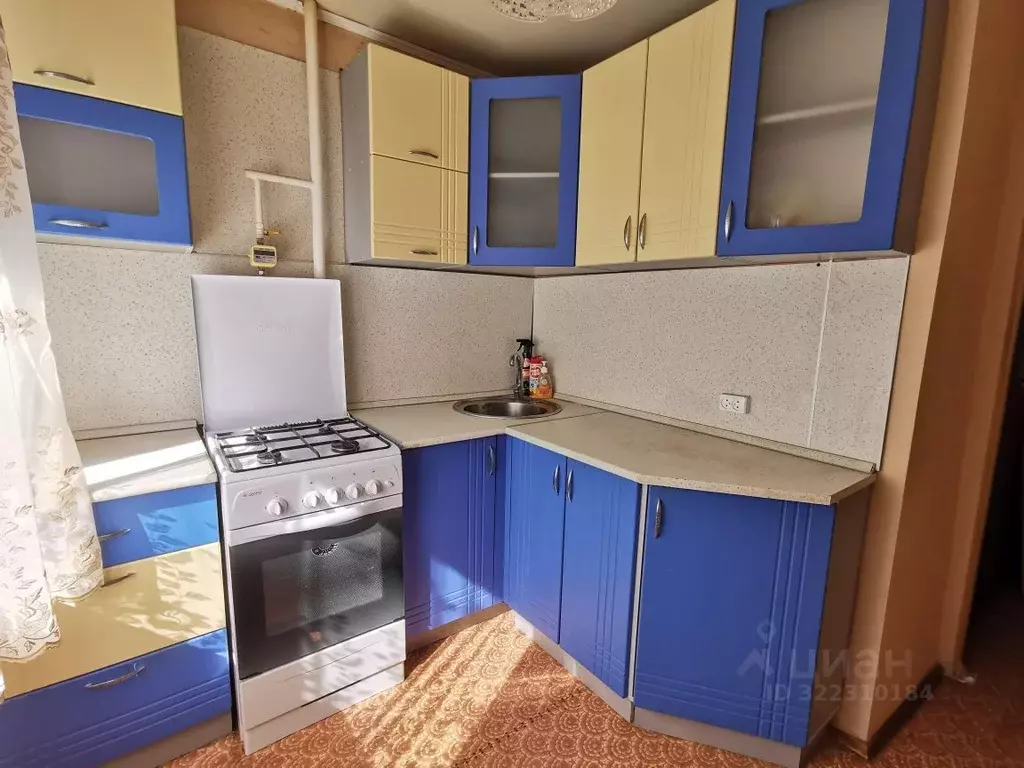 2-к кв. Брянская область, Брянск Пролетарская ул., 72А (42.0 м) - Фото 0