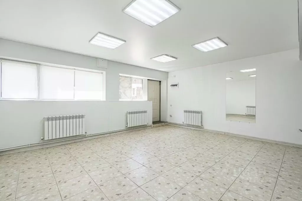 Помещение свободного назначения в Татарстан, Казань Низенькая ул., 7 ... - Фото 2