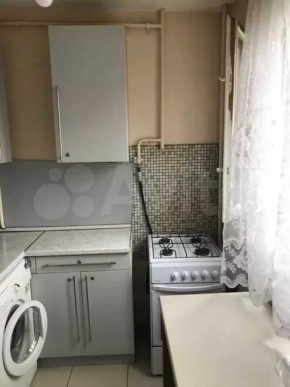 Комната 11,8 м в 4-к., 1/9 эт. - Фото 0
