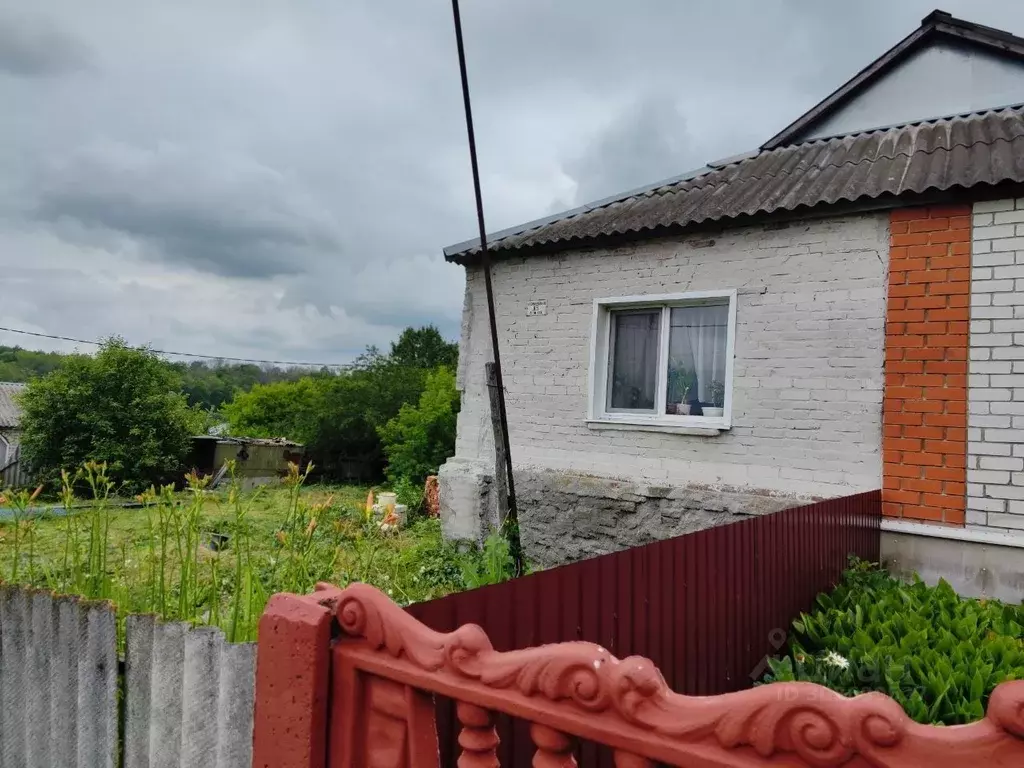 Дом в Белгородская область, Ивня рп ул. Коммунальная (40 м) - Фото 1
