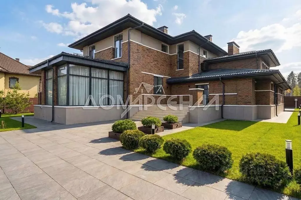 Дом в Москва д. Бурцево,  (415 м) - Фото 1