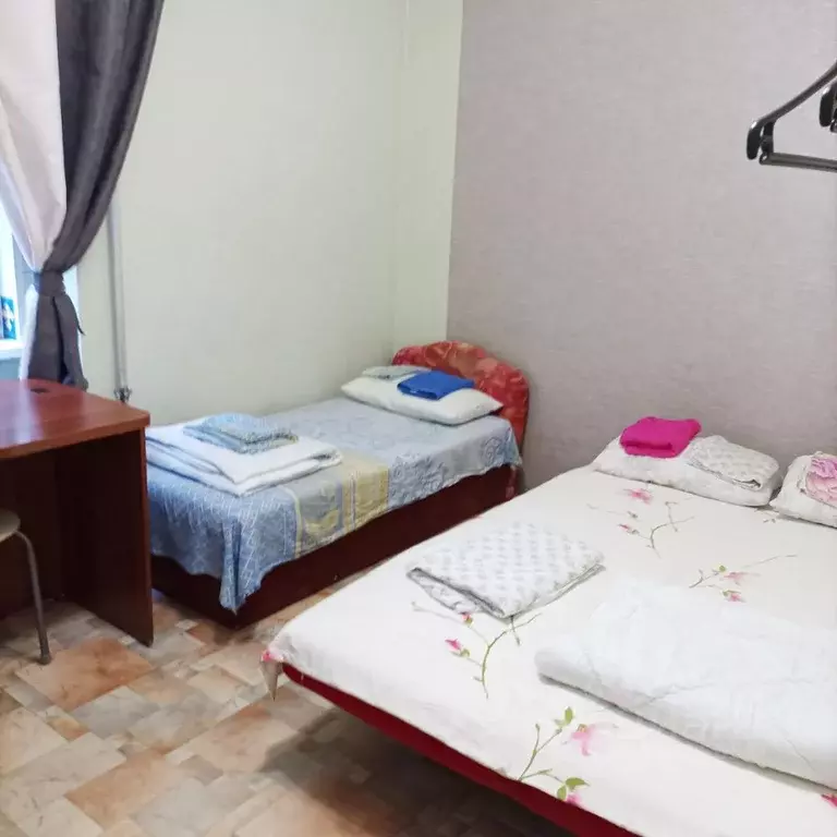 Комната Свердловская область, Екатеринбург ул. Пехотинцев, 7 (10.0 м) - Фото 2