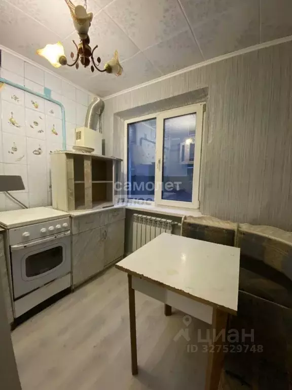 1-к кв. Самарская область, Сызрань Некрасовский пер., 5 (30.0 м) - Фото 2