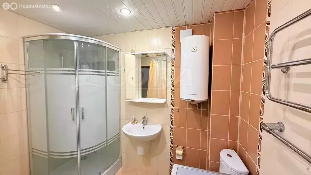 2-комнатная квартира: Тюмень, улица Щербакова, 112 (58.4 м) - Фото 1