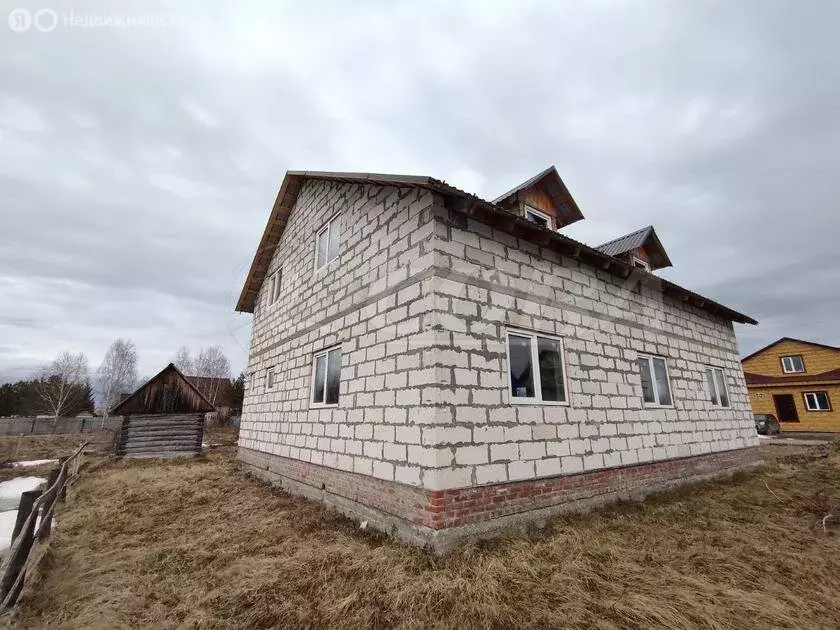 Дом в Тобольский район, Малозоркальцевское сельское поселение, деревня ... - Фото 0