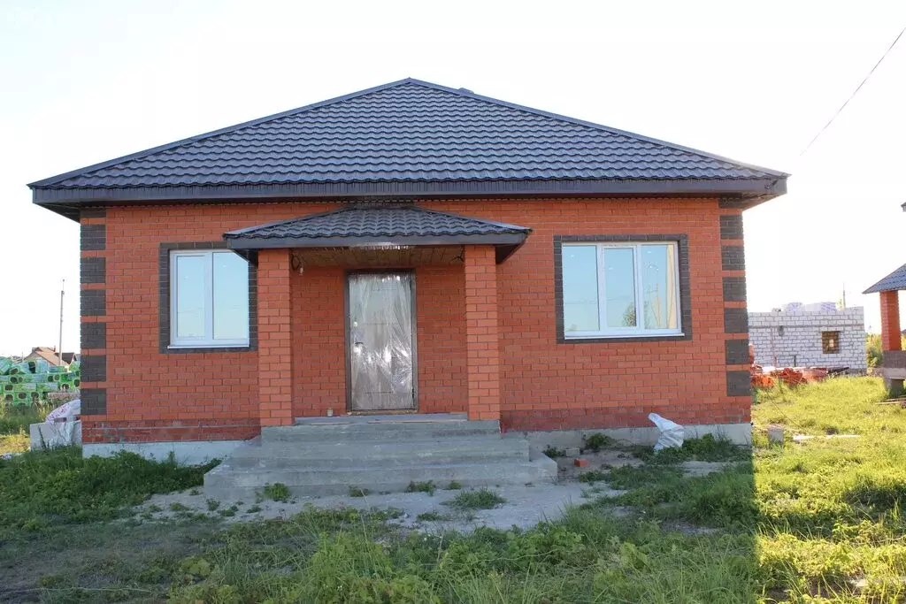 Дом в Кузнецк, улица Абрамова (100 м) - Фото 2