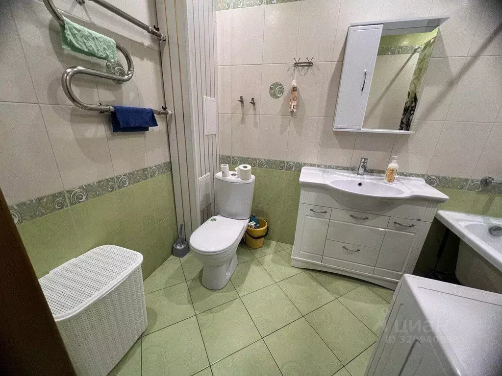 2-к кв. Тюменская область, Тюмень Харьковская ул., 68 (62.0 м) - Фото 0